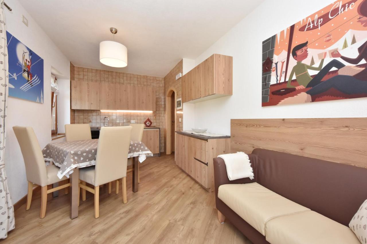 Casa Dorich Apartment Pozza di Fassa Bagian luar foto