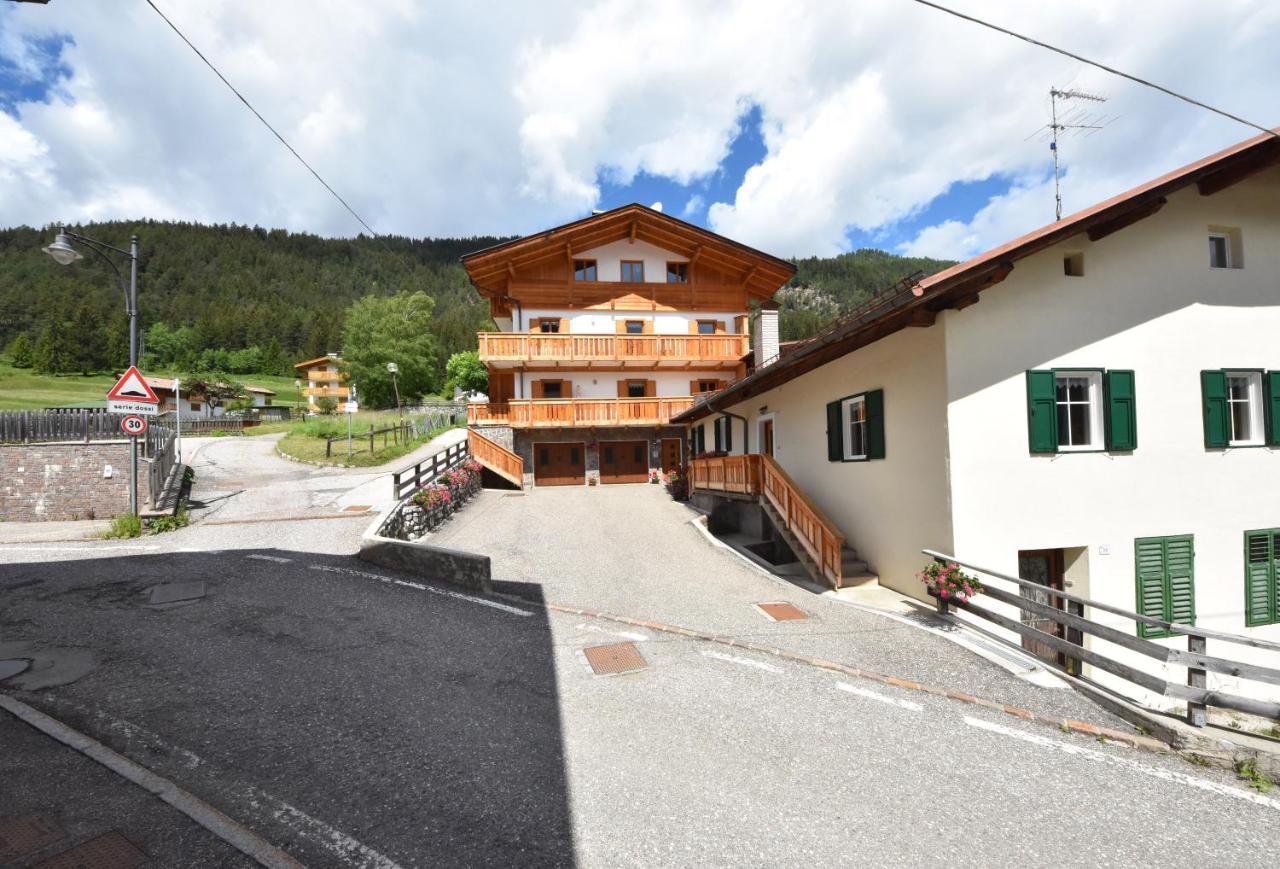 Casa Dorich Apartment Pozza di Fassa Bagian luar foto