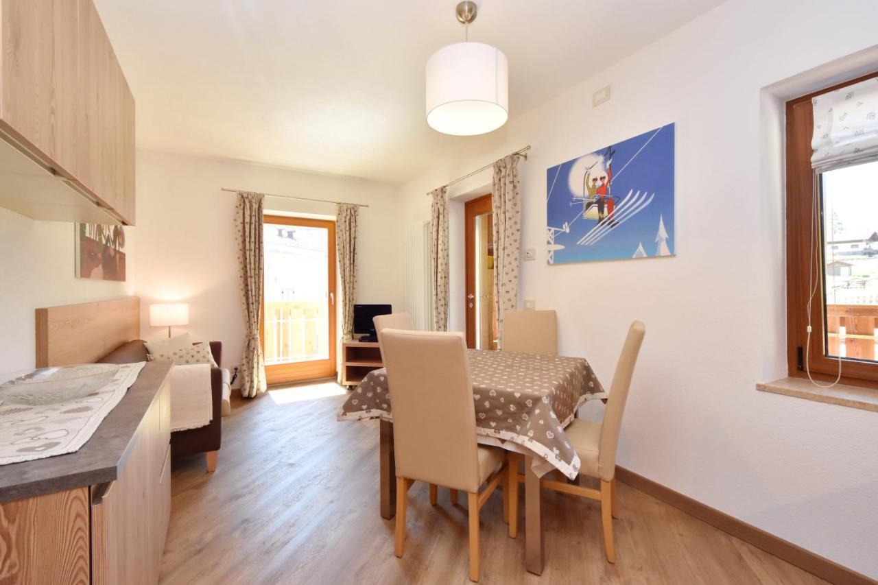 Casa Dorich Apartment Pozza di Fassa Bagian luar foto