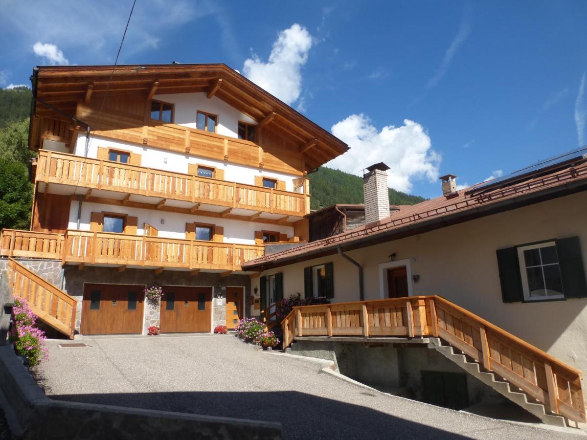 Casa Dorich Apartment Pozza di Fassa Bagian luar foto